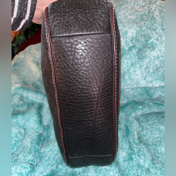 Coach Black and Brown Leather Shoulder Bag with Textured Finish - Picture 13 of 13